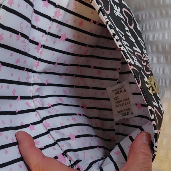 NWOT Betsey Johnson Luv Betsey Cross body Bag - Picture 7 of 11